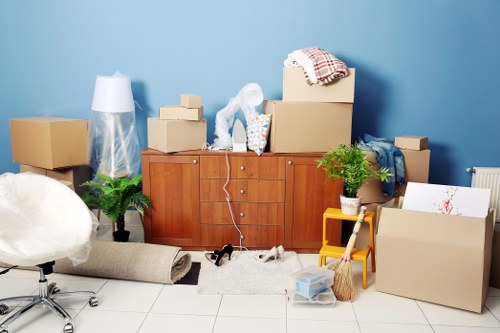 Local removal company service for Docklands residents and businesses