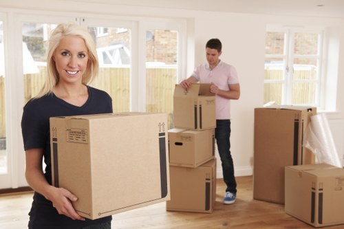Commercial and residential moving support in Docklands