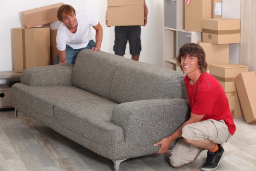 Local removal company supporting a Docklands home or office move